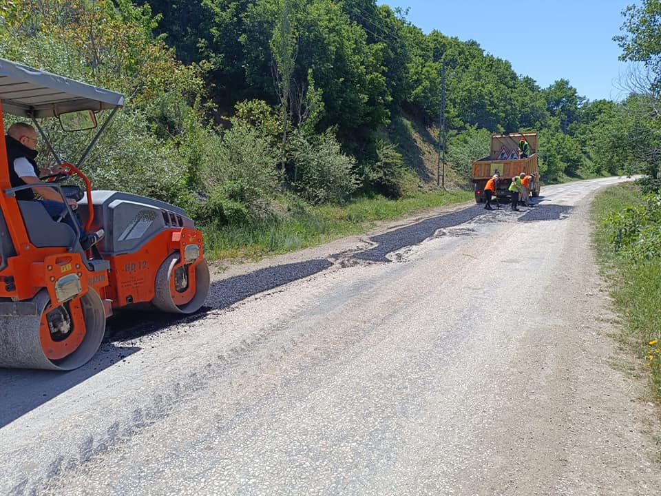 SICAK ASFALT ÇALIŞMASI YAPILDI
